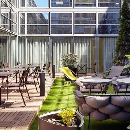 Mercure Paris La Defense Grande Arche