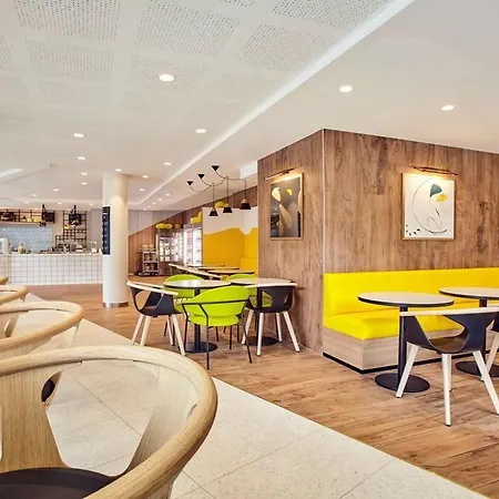 Mercure Paris La Defense Grande Arche Nanterre