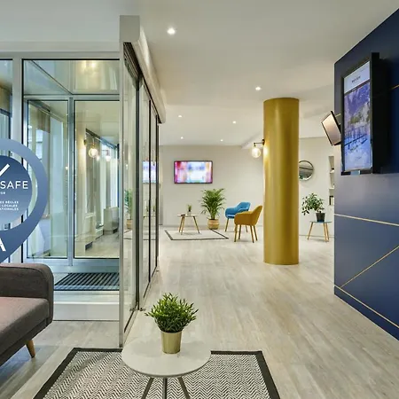 Aparthotel Mercure Paris La Defense Grande Arche 4*