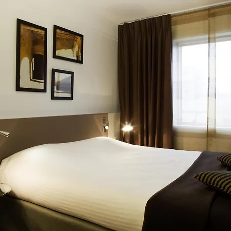 Mercure Paris La Defense Grande Arche Aparthotel Nanterre