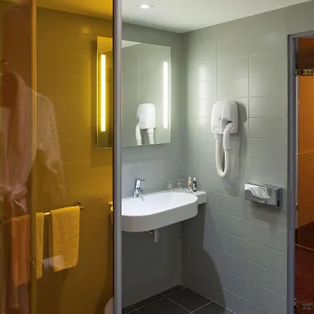 Mercure Paris La Defense Grande Arche Nanterre