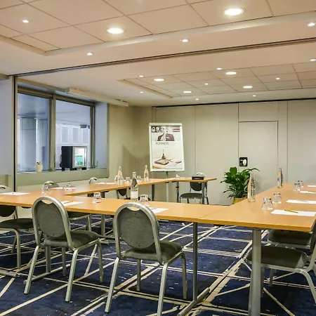 Mercure Paris La Defense Grande Arche Lejlighedshotel