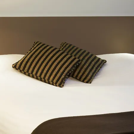 Lejlighedshotel Mercure Paris La Defense Grande Arche 3*